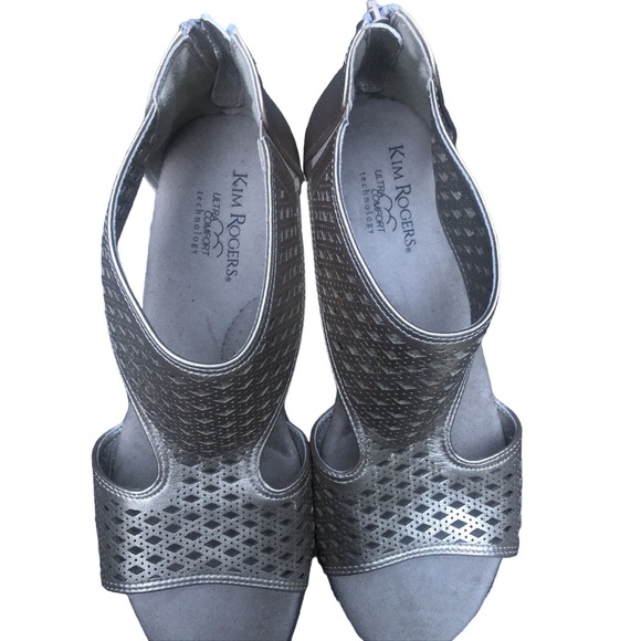 Kim Rogers Fanyah Sandals Womens 10M Golden Ultra Comfort - Picture 2 of 4